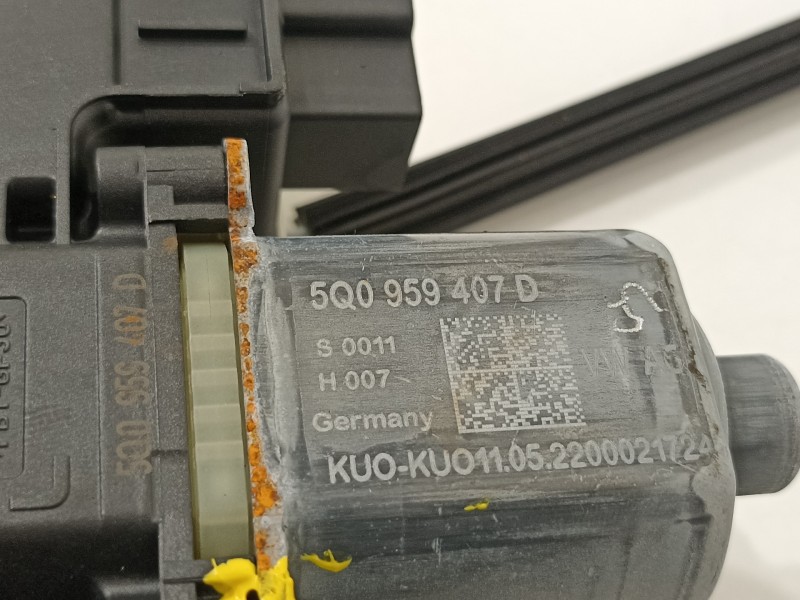 Recambio de elevalunas trasero izquierdo para seat arona xperience referencia OEM IAM 6F0839461C  