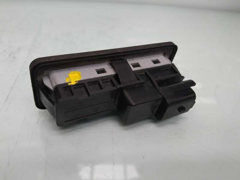 Recambio de maneta exterior porton para citroën c4 cactus business referencia OEM IAM 95835T02  