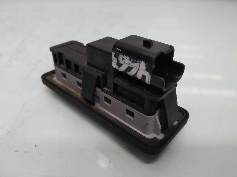 Recambio de maneta exterior porton para citroën c4 cactus business referencia OEM IAM 95835T02  