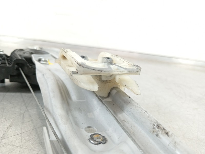 Recambio de elevalunas delantero derecho para opel crossland x excellence referencia OEM IAM 39137856  