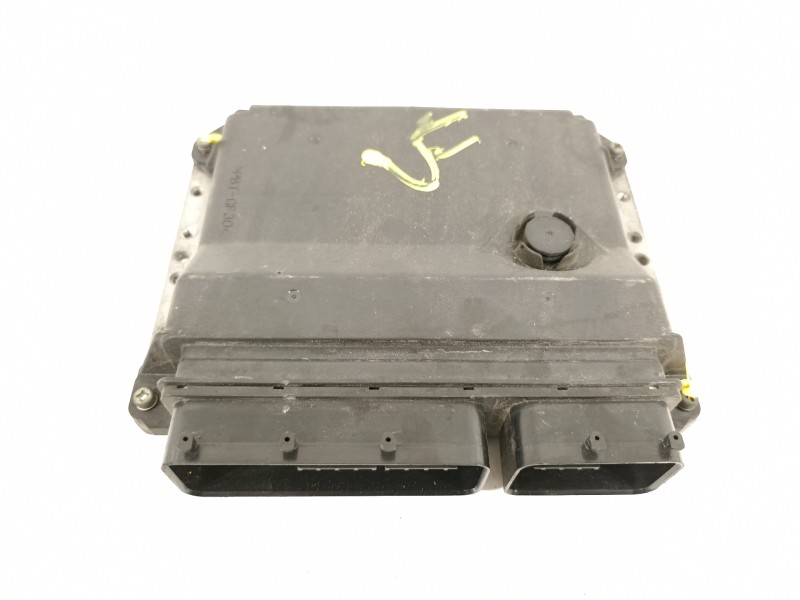 Recambio de centralita motor uce para toyota avensis (t27) active referencia OEM IAM 8966105D22  