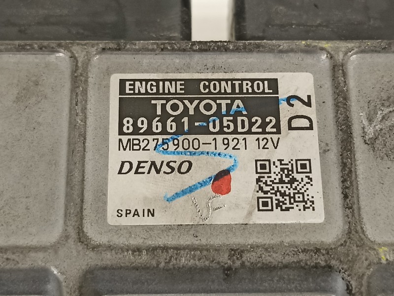 Recambio de centralita motor uce para toyota avensis (t27) active referencia OEM IAM 8966105D22  