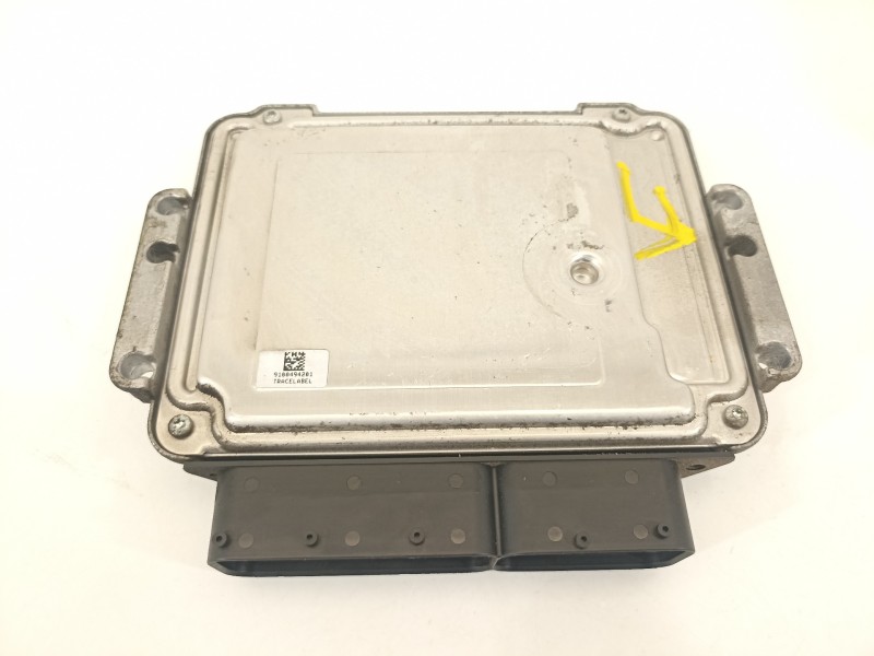 Recambio de centralita motor uce para kia carens (un) concept referencia OEM IAM 3911327485 0281013072 