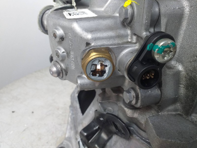 Recambio de caja cambios para peugeot 2008 (--.2013) allure referencia OEM IAM 20EA72  