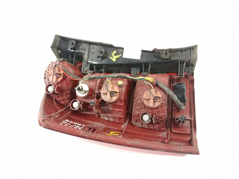 Recambio de piloto trasero derecho para kia carens (un) concept referencia OEM IAM 924021D0 924021D010 924021D010