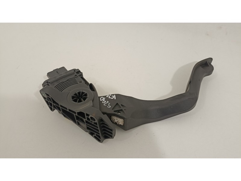Recambio de potenciometro pedal para opel crossland x excellence referencia OEM IAM 3637657  