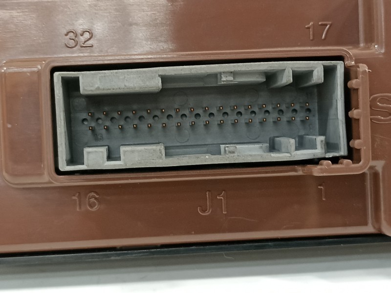 Recambio de mando elevalunas trasero derecho para saab 9-3 berlina 2.2 tid arc referencia OEM IAM 12803063  