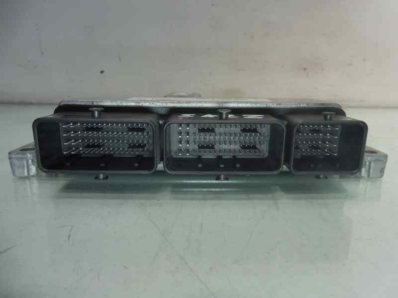 Recambio de centralita motor uce para renault megane iv berlina 5p intens referencia OEM IAM 237106677R A2C38641900 
