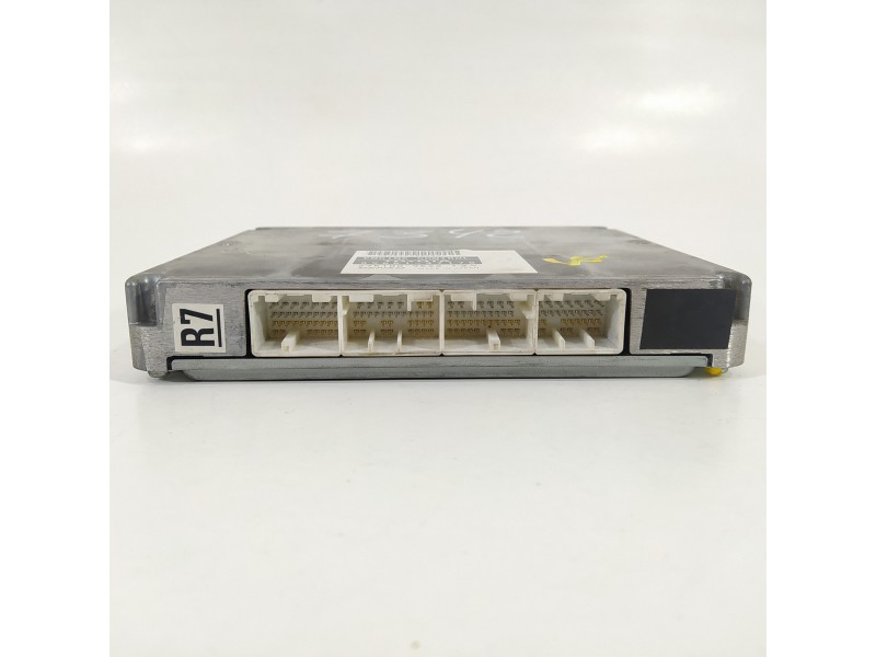 Recambio de centralita motor uce para toyota prius (nhw20) basis referencia OEM IAM  2751009522 