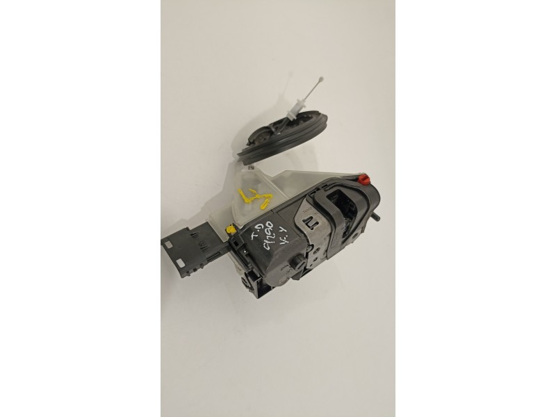 Recambio de cerradura puerta trasera derecha para opel crossland x excellence referencia OEM IAM 267100  