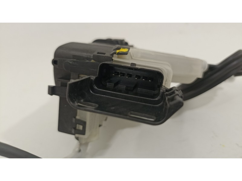 Recambio de cerradura puerta trasera izquierda para opel crossland x excellence referencia OEM IAM 267381  