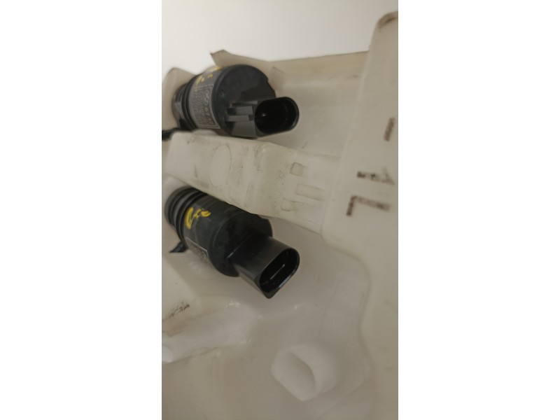 Recambio de deposito limpia para bmw serie 3 touring (f31) 320d referencia OEM IAM 724167514  