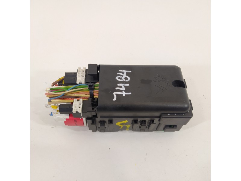 Recambio de caja reles / fusibles para citroën ds5 style referencia OEM IAM 9665492680  