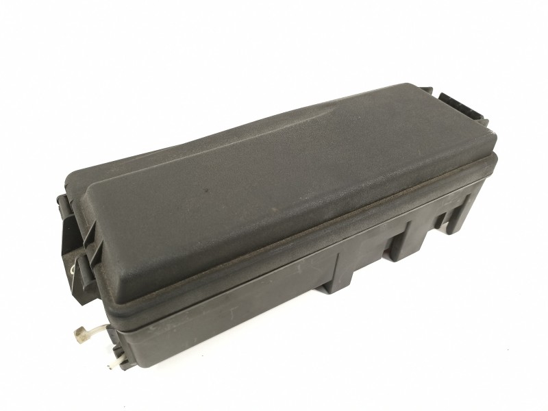 Recambio de caja reles / fusibles para saab 9-3 berlina 2.2 tid arc referencia OEM IAM 519073035 12795732 
