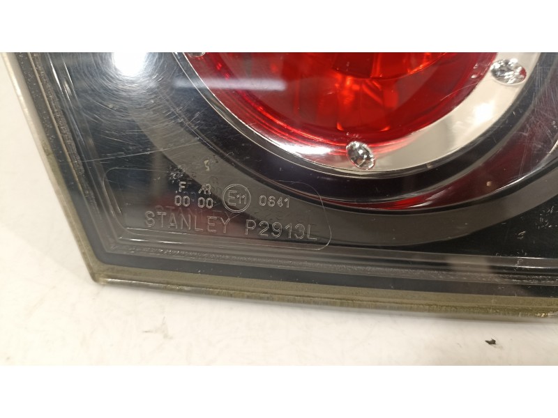 Recambio de piloto trasero izquierdo para mazda 3 berlina (bk) 1.6 crdt active referencia OEM IAM   