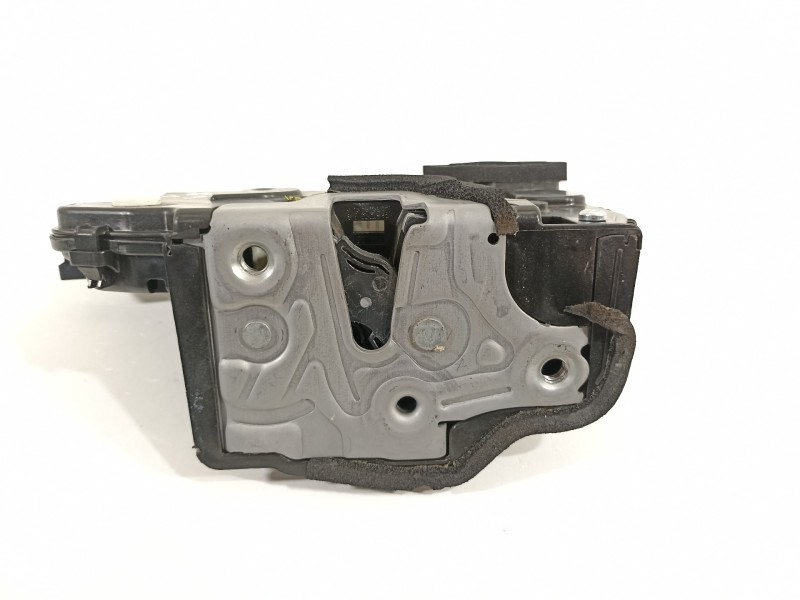 Recambio de cerradura puerta trasera derecha para seat arona xperience referencia OEM IAM 10A839016B  