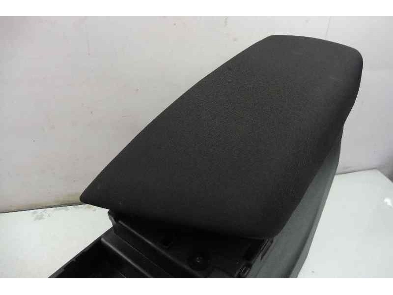 Recambio de apoyabrazos central para renault megane iv berlina 5p intens referencia OEM IAM 969109180R  