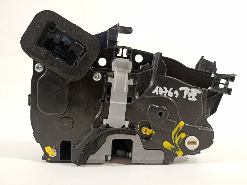 Recambio de cerradura puerta trasera izquierda para seat arona xperience referencia OEM IAM 10A839015B  