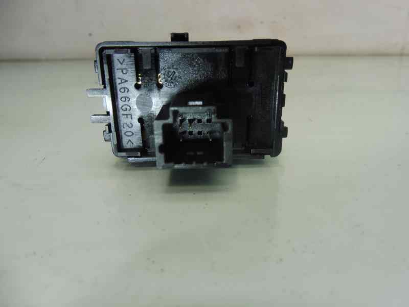 Recambio de mando elevalunas delantero derecho para renault megane iv berlina 5p intens referencia OEM IAM 254214896R  