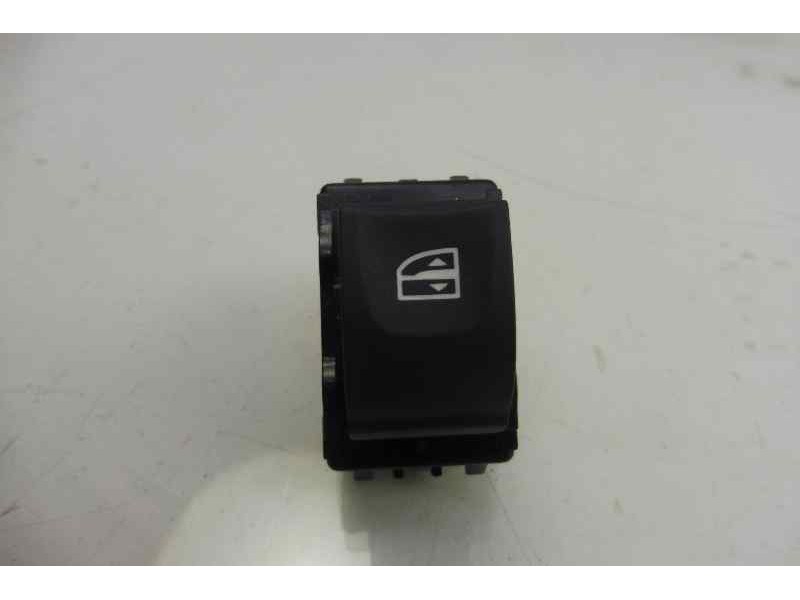 Recambio de mando elevalunas trasero derecho para renault megane iv berlina 5p intens referencia OEM IAM 254214896R  