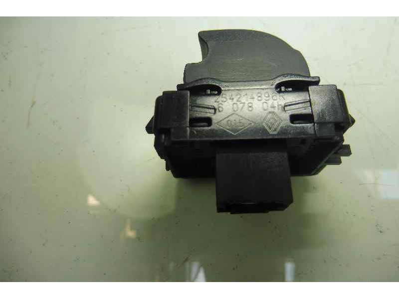 Recambio de mando elevalunas trasero derecho para renault megane iv berlina 5p intens referencia OEM IAM 254214896R  