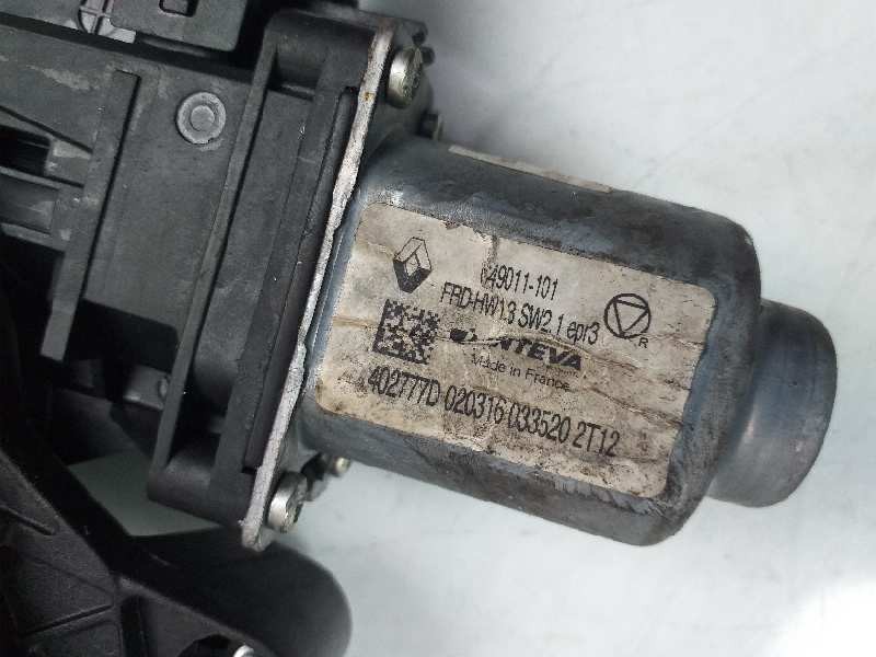 Recambio de elevalunas delantero derecho para renault megane iv berlina 5p intens referencia OEM IAM 807206746R 402777D 