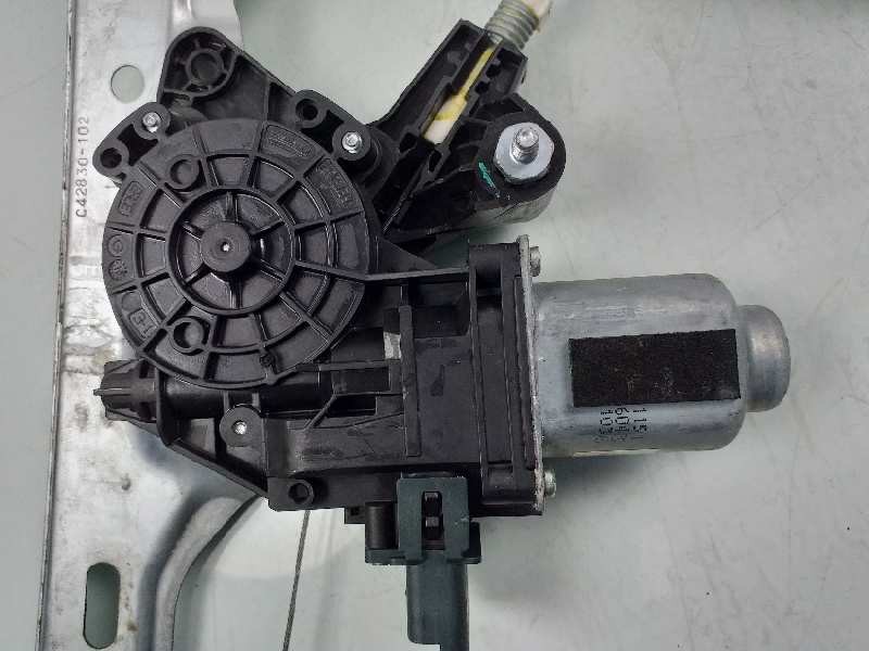 Recambio de elevalunas delantero derecho para renault megane iv berlina 5p intens referencia OEM IAM 807206746R 402777D 