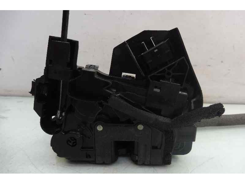 Recambio de cerradura puerta trasera derecha para renault megane iv berlina 5p intens referencia OEM IAM 825028903R  