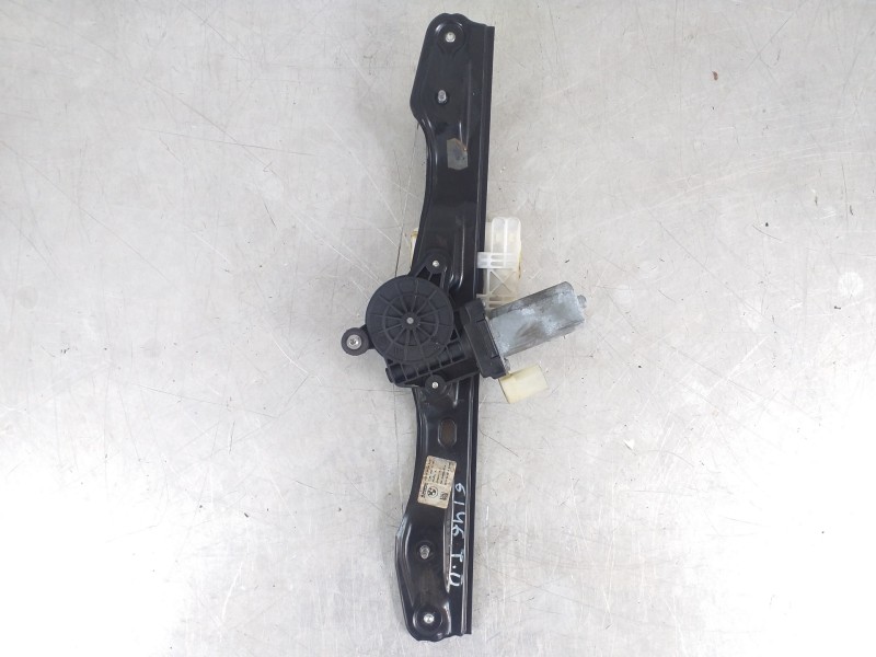 Recambio de elevalunas trasero derecho para bmw serie 3 touring (f31) 320d referencia OEM IAM 7351050  