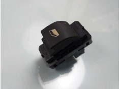 Recambio de mando elevalunas trasero derecho para peugeot 308 sport referencia OEM IAM 96573850XT  