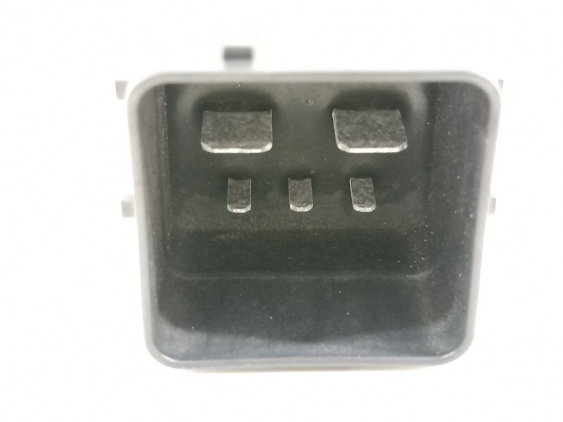 Recambio de caja precalentamiento para opel crossland x excellence referencia OEM IAM 9803299780  