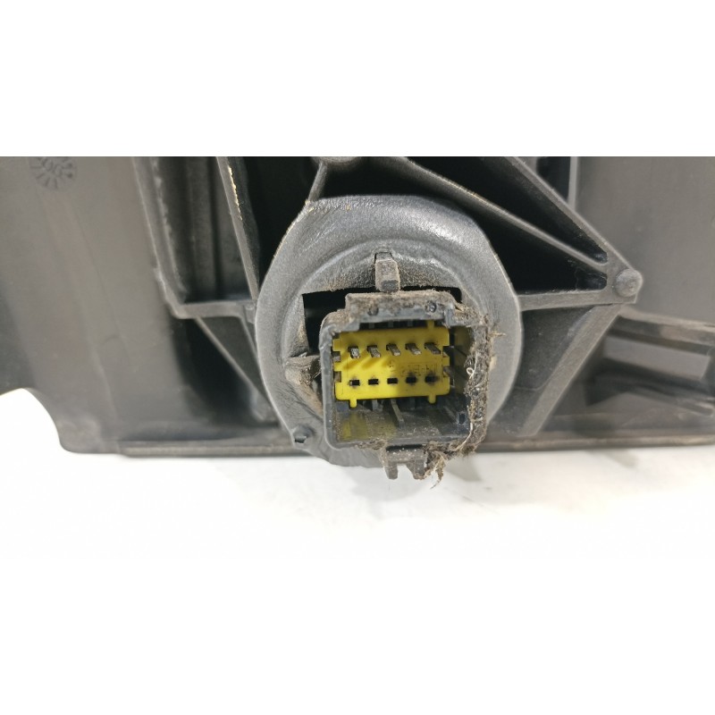 Recambio de retrovisor izquierdo para renault megane ii classic berlina confort authentique referencia OEM IAM 8200219925  