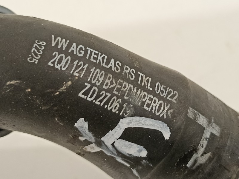 Recambio de tubo para seat arona xperience referencia OEM IAM 2Q0121109B  