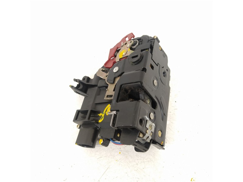 Recambio de cerradura puerta trasera derecha para audi a2 (8z) 1.4 tdi (55kw) referencia OEM IAM 8Z0839016D  