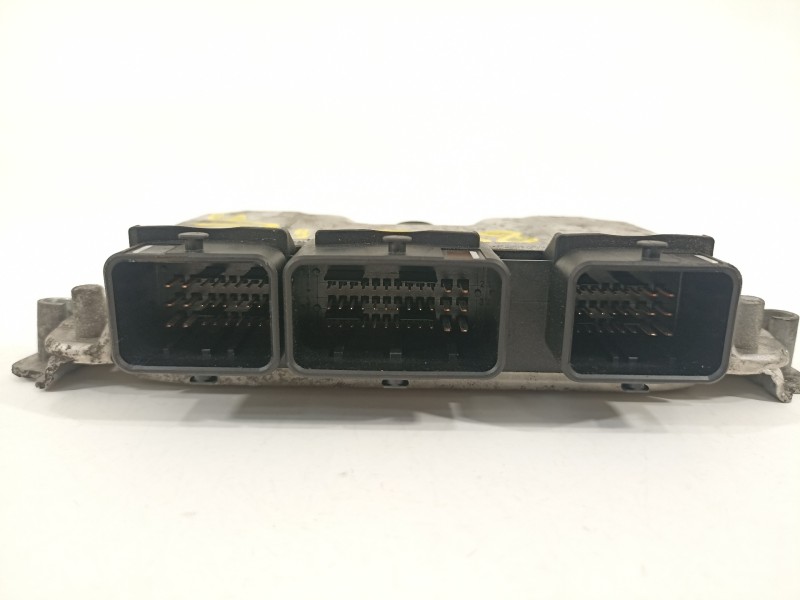 Recambio de centralita motor uce para citroën xsara picasso 1.6 16v exclusive referencia OEM IAM 9653492680  