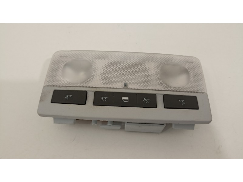 Recambio de luz interior para opel crossland x excellence referencia OEM IAM 39027174  