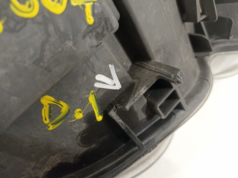 Recambio de faro izquierdo para bmw serie 3 compact (e46) 320td referencia OEM IAM 6901969 0301187201 