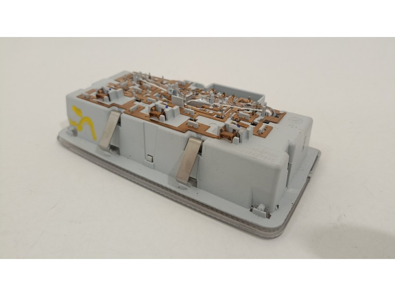 Recambio de luz interior para opel crossland x excellence referencia OEM IAM 39027174  