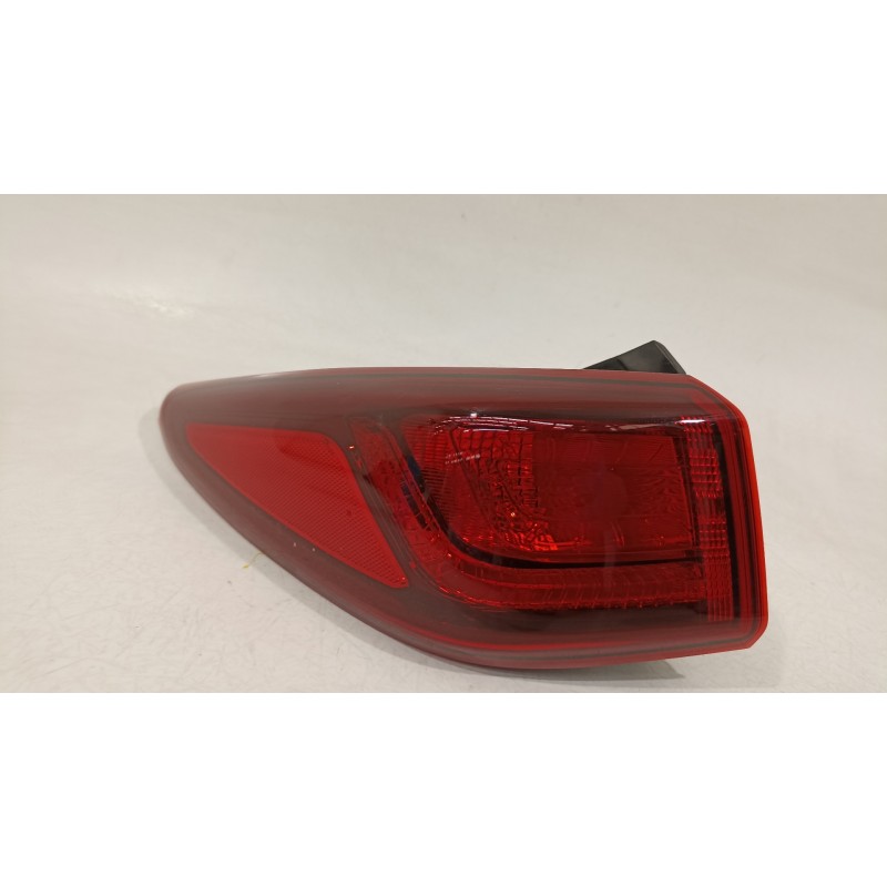 Recambio de piloto trasero izquierdo para hyundai kona essence 2wd referencia OEM IAM 92401J9000  