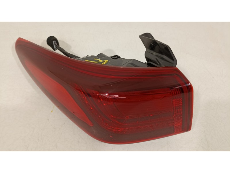 Recambio de piloto trasero izquierdo para hyundai kona essence 2wd referencia OEM IAM 92401J9000  