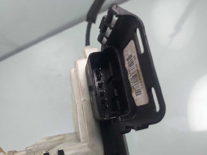 Recambio de cerradura puerta delantera derecha para citroën c5 berlina s referencia OEM IAM 574387  