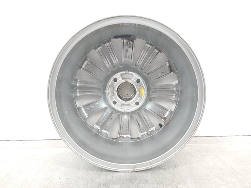 Recambio de llanta para peugeot 208 1.5 blue-hdi fap referencia OEM IAM 9808137577  