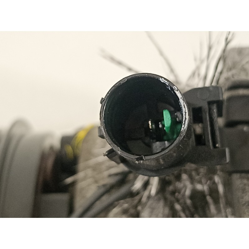 Recambio de compresor aire acondicionado para kia carnival 2.9 crdi vgt active referencia OEM IAM 977014DXXX 325033200 