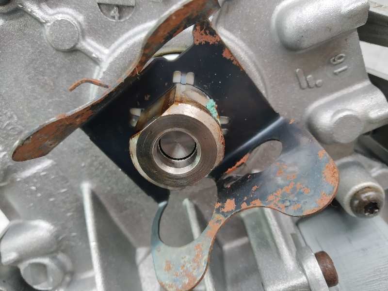 Recambio de columna direccion para renault clio iii business referencia OEM IAM 8200937939C  