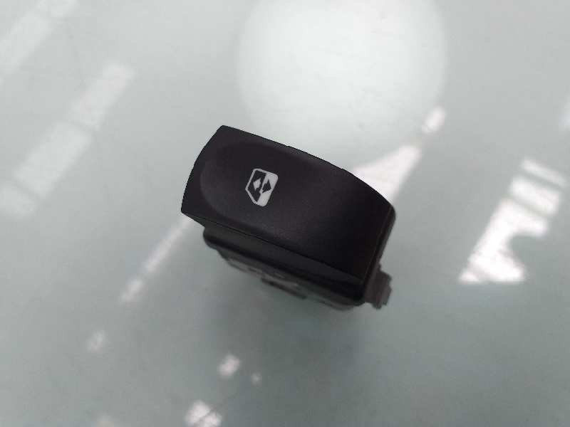 Recambio de mando elevalunas delantero derecho para renault clio iii business referencia OEM IAM 214936B  