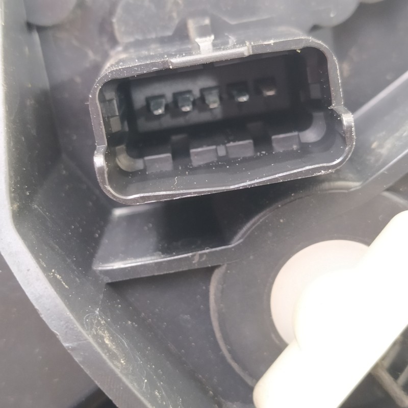 Recambio de piloto trasero derecho para renault megane ii berlina 3p confort authentique referencia OEM IAM 8200413216  