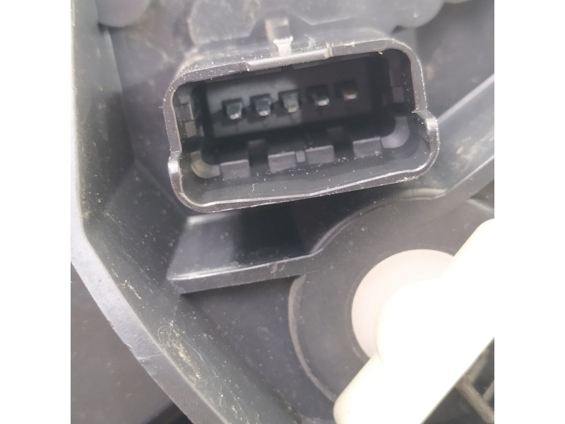 Recambio de piloto trasero derecho para renault megane ii berlina 3p confort authentique referencia OEM IAM 8200413216  