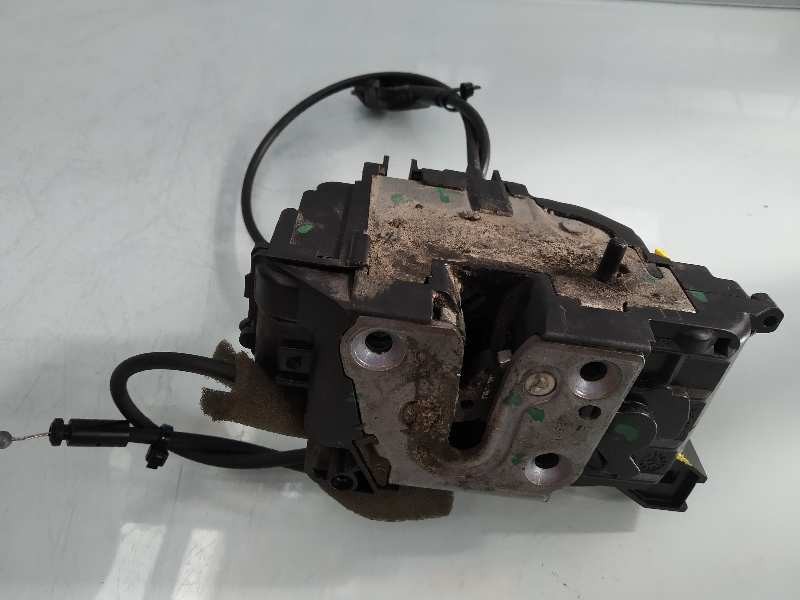 Recambio de cerradura puerta trasera izquierda para renault clio iii business referencia OEM IAM 8200300128  