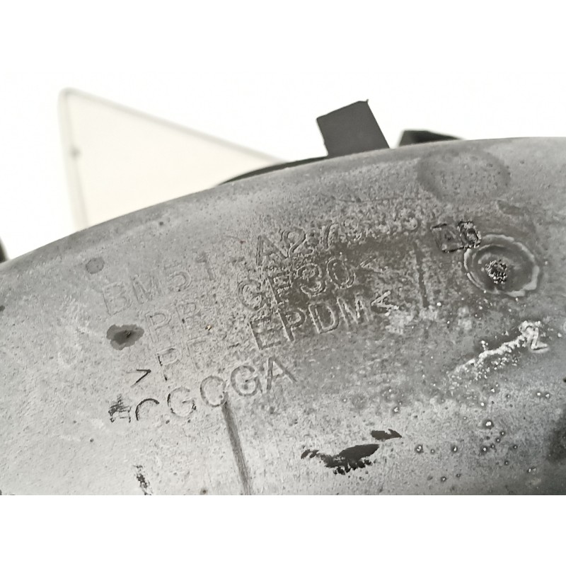 Recambio de tapa exterior combustible para ford focus lim. (cb8) trend referencia OEM IAM BM51A405A02AC AU519A095AA AU519A095AA