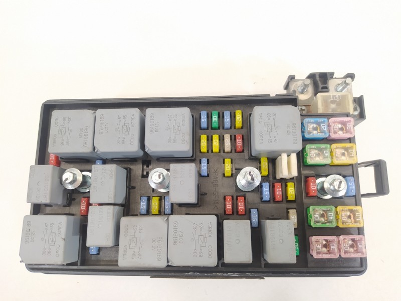 Recambio de caja reles / fusibles para chevrolet epica lt referencia OEM IAM 96646698  